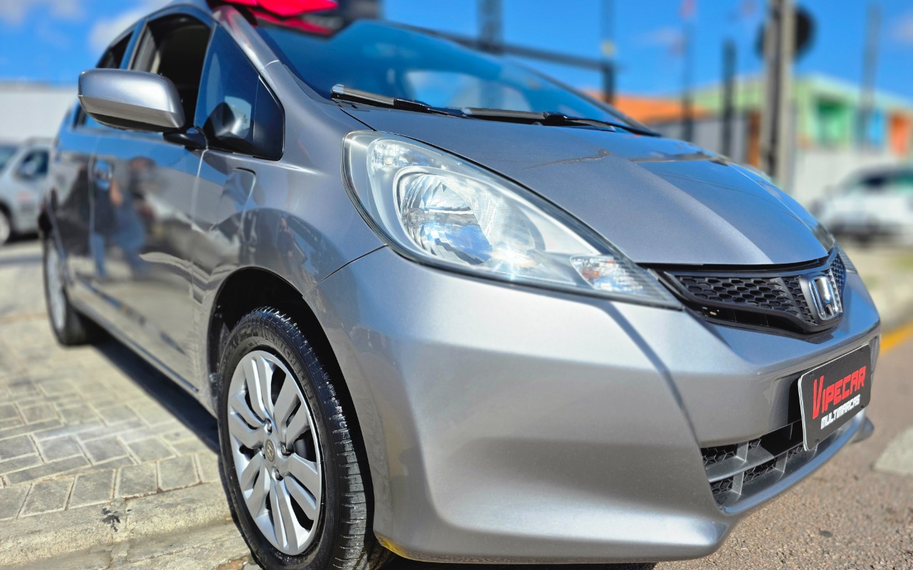 imagem-https://www.socarrao.com.br/sc-vehicle-images-prod/2556410/1783695731138-MjAyNjA3MDdfMTEyODExLmpwZw.jpg