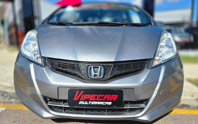 imagem-https://www.socarrao.com.br/sc-vehicle-images-prod/2556410/1783695731252-MjAyNjA3MDdfMTEyODI2LmpwZw.jpg