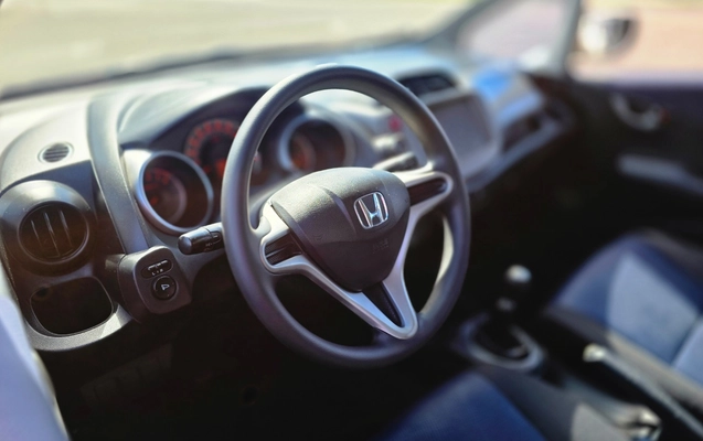 imagem-https://www.socarrao.com.br/sc-vehicle-images-prod/2556410/1783695731399-MjAyNjA3MDdfMTEyODU2LmpwZw.jpg