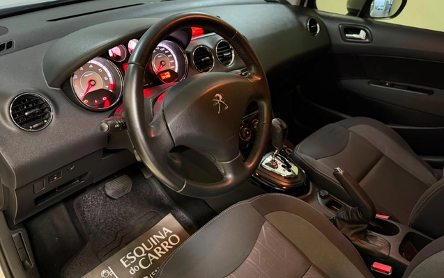 imagem-https://www.socarrao.com.br/sc-vehicle-images-prod/2556455/1783695860545-V2hhdHNBcHAgSW1hZ2UgMjAyNi0wNy0xMCBhdCAxMC4xNy4xNCAoMikuanBlZw.jpeg