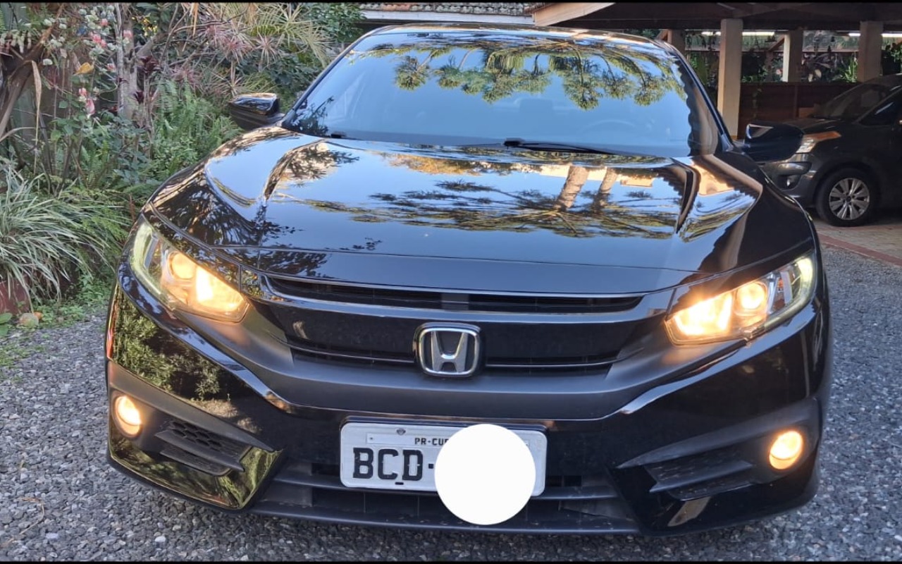 Honda Civic 2018 Preto — foto 1 de 3
