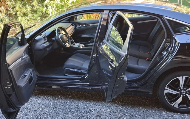 imagem-https://www.socarrao.com.br/sc-vehicle-images-prod/2556487/1783699322792-V2hhdHNBcHAgSW1hZ2UgMjAyNi0wNy0xMCBhdCAxMS4zMy4wOC5qcGVn.jpeg
