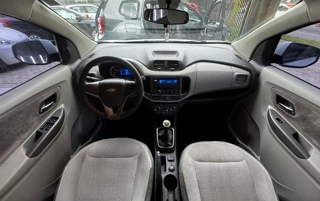 imagem-https://www.socarrao.com.br/sc-vehicle-images-prod/2556490/1786128693335-8267223_7_B_22c3452bd1.jpeg