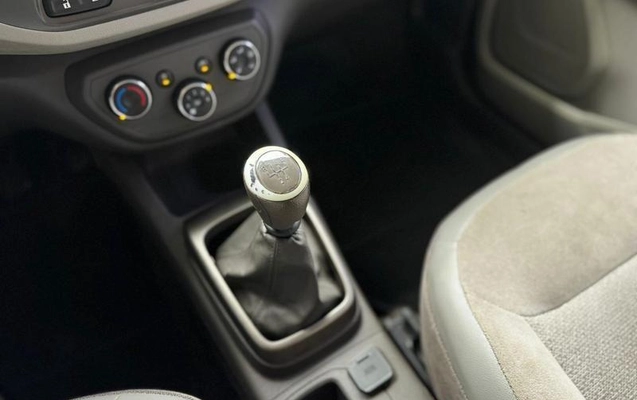 imagem-https://www.socarrao.com.br/sc-vehicle-images-prod/2556490/1786128693343-8267223_14_B_1af41f7464.jpeg