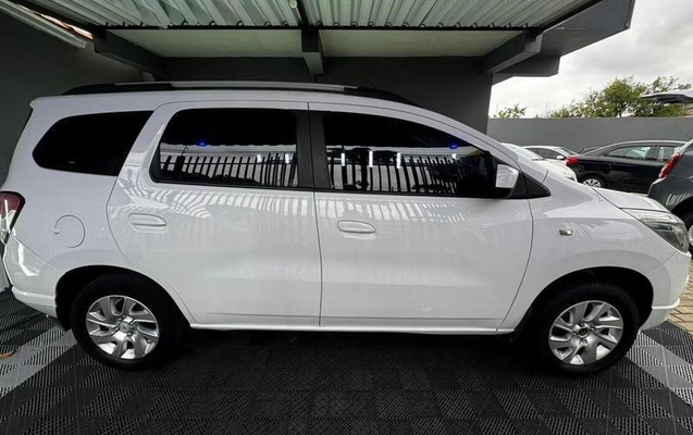 imagem-https://www.socarrao.com.br/sc-vehicle-images-prod/2556490/1786128693354-8267223_19_B_cb9e14ac33.jpeg