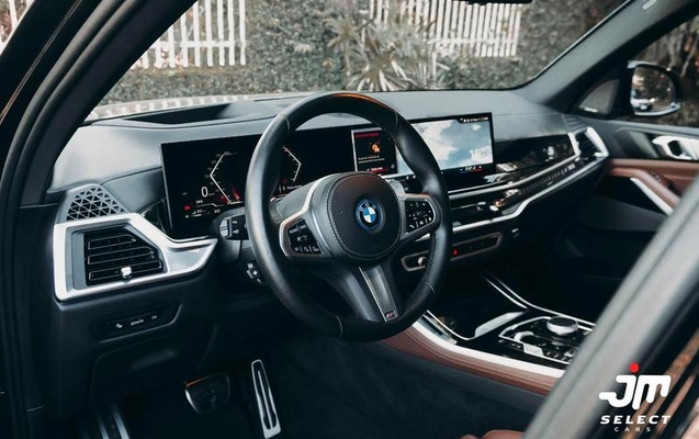 imagem-https://www.socarrao.com.br/sc-vehicle-images-prod/2556842/1789059851406-8267260_9_B_f9f5196fa5.jpeg