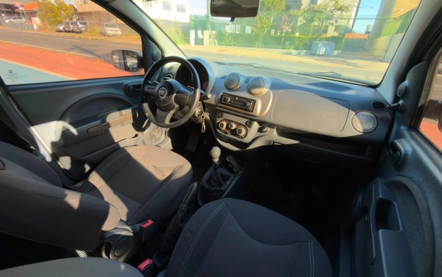 imagem-https://www.socarrao.com.br/sc-vehicle-images-prod/2557068/1783697948420-2AhjnBcxTNCV3qj1aHhy9fDFRm0ObdqQ.jpg