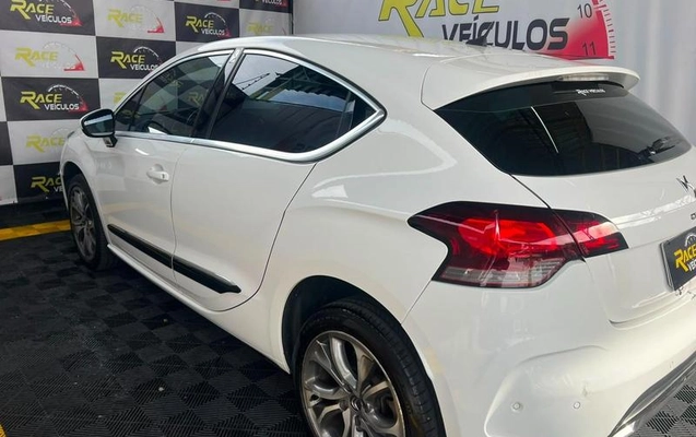 imagem-https://www.socarrao.com.br/sc-vehicle-images-prod/2557206/1789170250189-8235256_7_B_aebab101b3.jpeg
