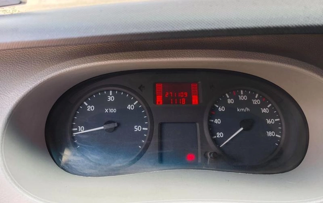 imagem-https://www.socarrao.com.br/sc-vehicle-images-prod/2557570/1785251898484-8240013_17_B_faf2ee177f.jpeg