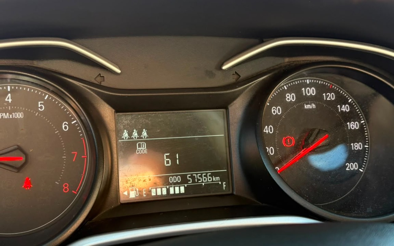 imagem-https://www.socarrao.com.br/sc-vehicle-images-prod/2557979/1783701764460-V2hhdHNBcHAgSW1hZ2UgMjAyNi0wNy0wOSBhdCAxMS4wMi40NyAoMSkuanBlZw.jpeg