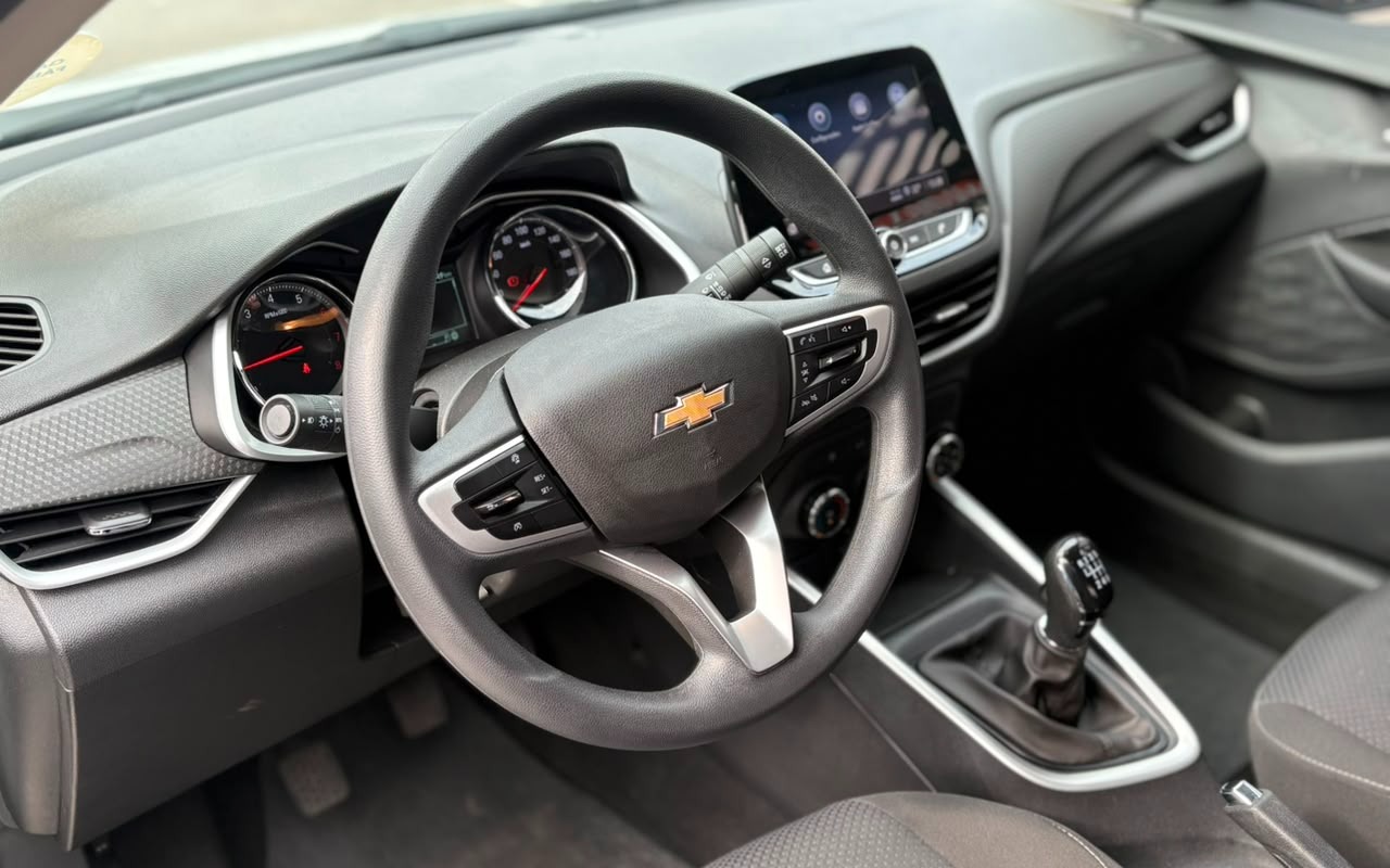 imagem-https://www.socarrao.com.br/sc-vehicle-images-prod/2557979/1783701764540-V2hhdHNBcHAgSW1hZ2UgMjAyNi0wNy0wOSBhdCAxMS4wMi40OCAoMSkuanBlZw.jpeg