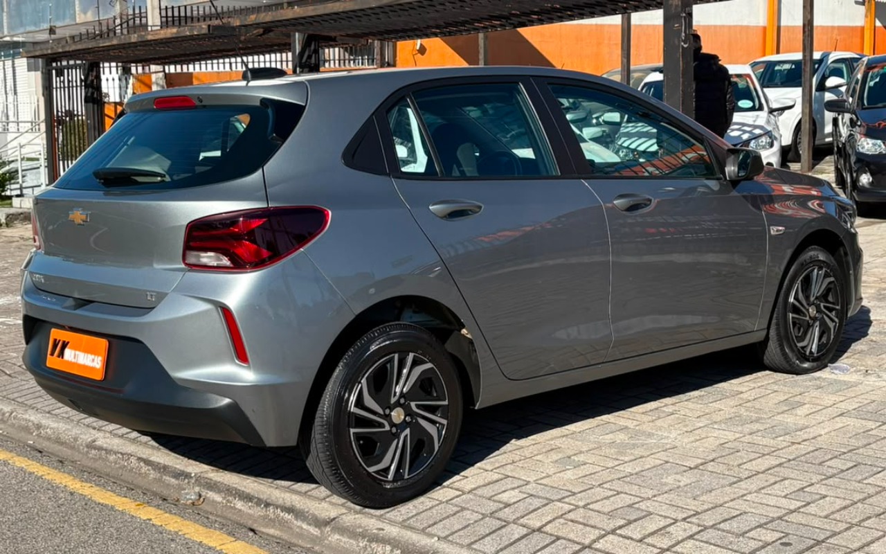 imagem-https://www.socarrao.com.br/sc-vehicle-images-prod/2557979/1783701765516-V2hhdHNBcHAgSW1hZ2UgMjAyNi0wNy0wOSBhdCAxMS4wMi41NSAoMSkuanBlZw.jpeg