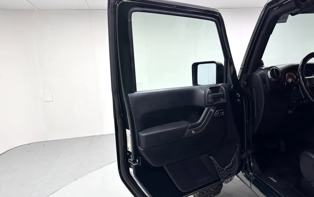 imagem-https://www.socarrao.com.br/sc-vehicle-images-prod/2557991/1786561803705-e62f10ed-dd06-46ff-bc1c-2cd0b8a42326.jpg