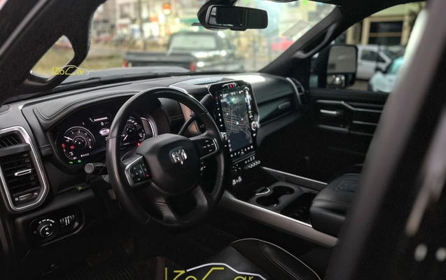 imagem-https://www.socarrao.com.br/sc-vehicle-images-prod/2557995/1783701870466-A411wAug8y3HSrUImTzXMrmumdwXRqrT.jpg