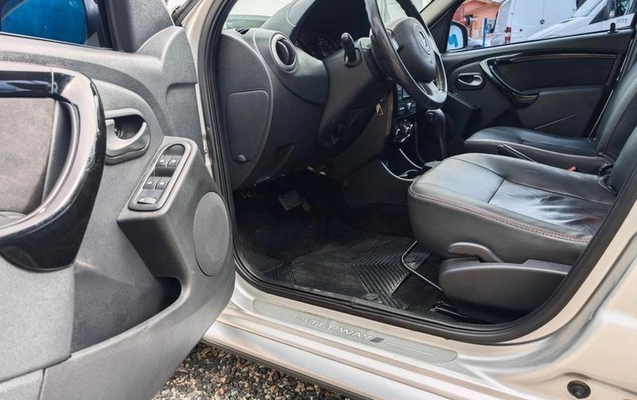 imagem-https://www.socarrao.com.br/sc-vehicle-images-prod/2558089/1786118023539-8267151_0_B_b5d40bfa21.jpeg