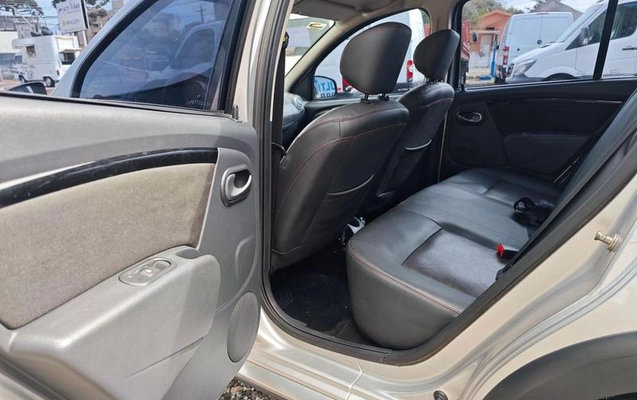 imagem-https://www.socarrao.com.br/sc-vehicle-images-prod/2558089/1786118023564-8267151_16_B_ce47c7a749.jpeg