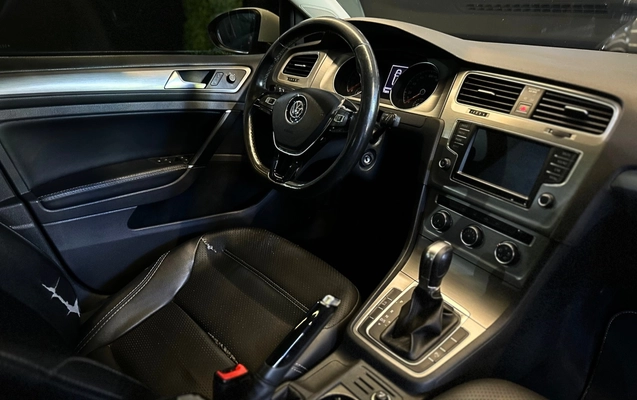 imagem-https://www.socarrao.com.br/sc-vehicle-images-prod/2558780/1783704898855-9_023237.jpg
