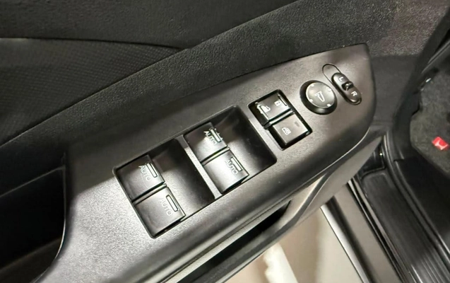 imagem-https://www.socarrao.com.br/sc-vehicle-images-prod/2558997/1792516588031-vehicle_image_1783705691_1745b0bf543ec9ac81305510d8ce39a2.jpeg