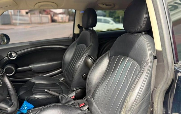 imagem-https://www.socarrao.com.br/sc-vehicle-images-prod/2559370/1789592920031-8268509_11_B_e7e4fca434.jpeg