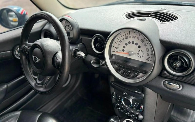 imagem-https://www.socarrao.com.br/sc-vehicle-images-prod/2559370/1789592920032-8268509_14_B_8694a5918b.jpeg