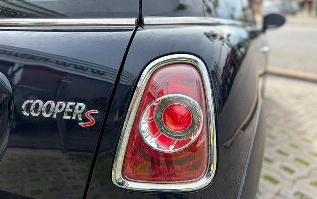 imagem-https://www.socarrao.com.br/sc-vehicle-images-prod/2559370/1789592920034-8268509_6_B_d777b09cfc.jpeg