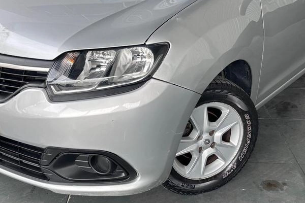 imagem-https://www.socarrao.com.br/sc-vehicle-images-prod/2559763/1788190536524-8268618_5_B_91a1b31b83.jpeg