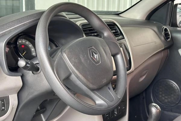 imagem-https://www.socarrao.com.br/sc-vehicle-images-prod/2559763/1788190536527-8268618_12_B_78a8a7fce0.jpeg