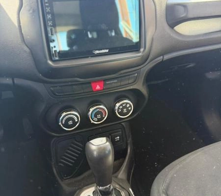 imagem-https://www.socarrao.com.br/sc-vehicle-images-prod/2560003/1785271440745-8190588_9_B_a610747c40.jpeg