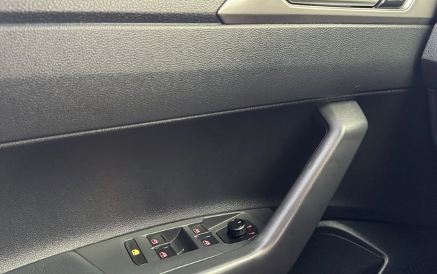imagem-https://www.socarrao.com.br/sc-vehicle-images-prod/2560079/1783710453763-vehicle_image_1783710136_cfab73f7fa77860af051353d737d47b2.jpeg