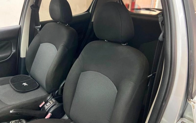 imagem-https://www.socarrao.com.br/sc-vehicle-images-prod/2560170/1788364449251-8261225_5_B_84317c1cc1.jpeg