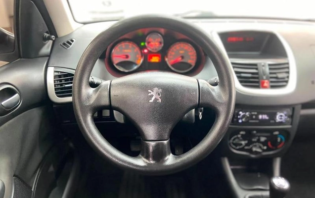 imagem-https://www.socarrao.com.br/sc-vehicle-images-prod/2560170/1788364449260-8261225_8_B_c700bff7bb.jpeg
