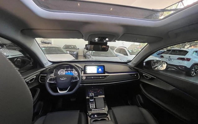 imagem-https://www.socarrao.com.br/sc-vehicle-images-prod/2560384/1787748937967-8153370_13_B_4845f5687a.jpeg