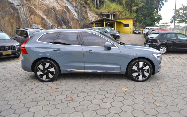 imagem-https://www.socarrao.com.br/sc-vehicle-images-prod/2560394/1783712322863-5e09b50e3b8b407cbd0d67ec4e6170a5_1783704900446.jpg