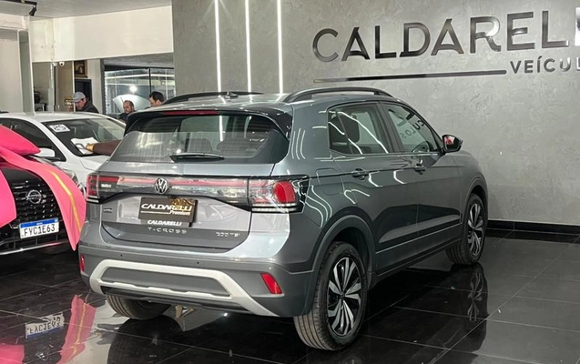 imagem-https://www.socarrao.com.br/sc-vehicle-images-prod/2560400/1788551952018-8269184_3_B_1c186e7106.jpeg