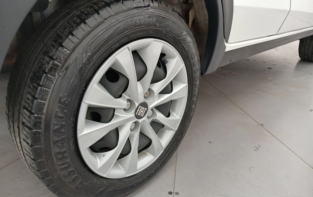 imagem-https://www.socarrao.com.br/sc-vehicle-images-prod/2560441/1783712826776-1_044702.jpg