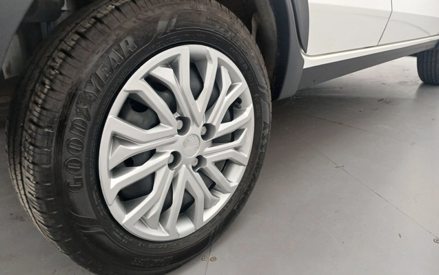 imagem-https://www.socarrao.com.br/sc-vehicle-images-prod/2560447/1783712873354-1_044749.jpg