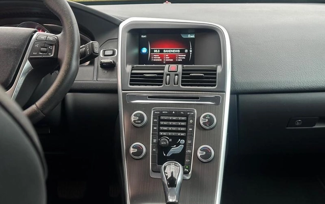 imagem-https://www.socarrao.com.br/sc-vehicle-images-prod/2560472/1788475820947-8254018_12_B_6ce8cd1f7f.jpeg