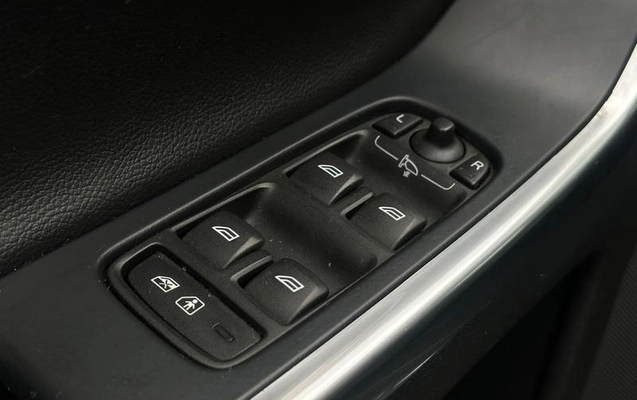 imagem-https://www.socarrao.com.br/sc-vehicle-images-prod/2560472/1788475820953-8254018_16_B_7dc8c0c7ff.jpeg