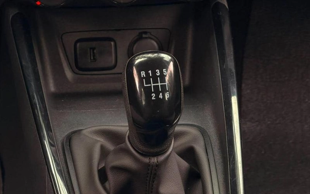 imagem-https://www.socarrao.com.br/sc-vehicle-images-prod/2560515/1786804136334-8260968_10_B_9c4338b1f5.jpeg