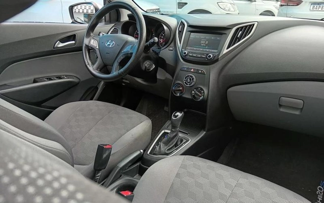 imagem-https://www.socarrao.com.br/sc-vehicle-images-prod/2560773/1787676989144-8269448_18_B_8db7cc7259.jpeg