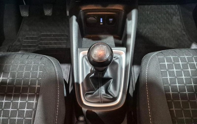 imagem-https://www.socarrao.com.br/sc-vehicle-images-prod/2560878/1788550510271-8269325_19_B_ff0a5f5028.jpeg