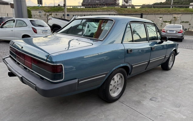 imagem-https://www.socarrao.com.br/sc-vehicle-images-prod/2560902/1783715468562-003_1ba9d90abba4e32f5025634c0ad7b499.jpeg
