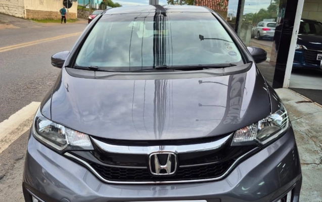 imagem-https://www.socarrao.com.br/sc-vehicle-images-prod/2560914/1783715594881-QyAzLnBuZw.png