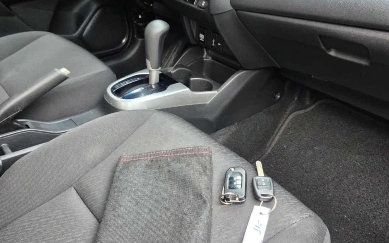 imagem-https://www.socarrao.com.br/sc-vehicle-images-prod/2560914/1783715595212-RiA2LnBuZw.png
