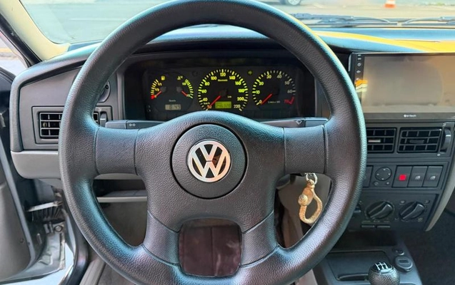 imagem-https://www.socarrao.com.br/sc-vehicle-images-prod/2560973/1790093281028-8182789_10_B_e8d408d5d6.jpeg