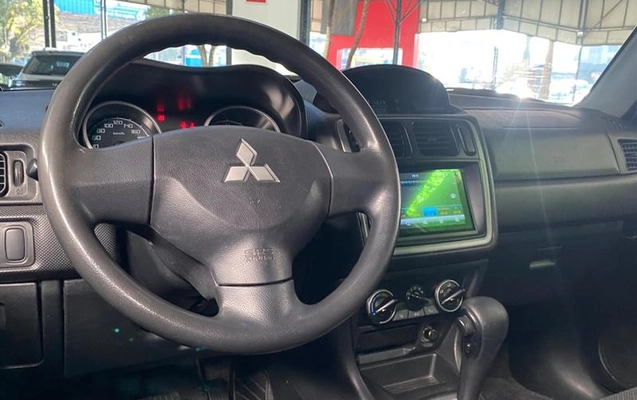 imagem-https://www.socarrao.com.br/sc-vehicle-images-prod/2561085/1788297240532-8253342_2_B_ce13248bed.jpeg
