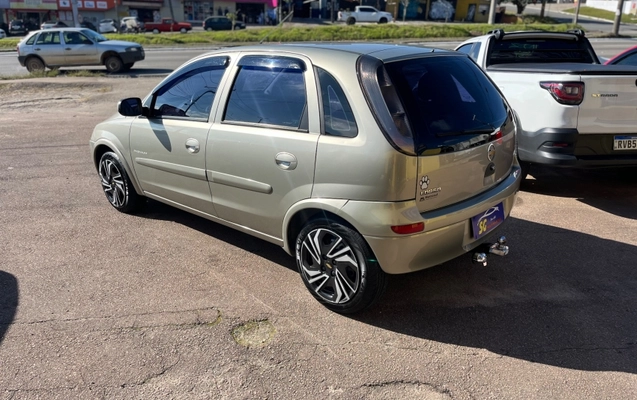 imagem-https://www.socarrao.com.br/sc-vehicle-images-prod/2561111/1789849404582-yLAxec0nPlzXiNnFmEqdYtuSlPidsV4o.jpg