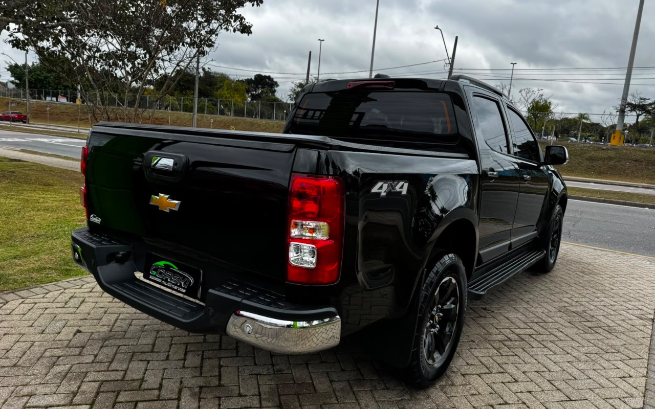 imagem-https://www.socarrao.com.br/sc-vehicle-images-prod/2561258/1783717789166-MjlkMGNkMWYtN2QyNS00NWJiLThmYTktNTU4OWU1ZTAxYzA0LmpwZWc.jpeg