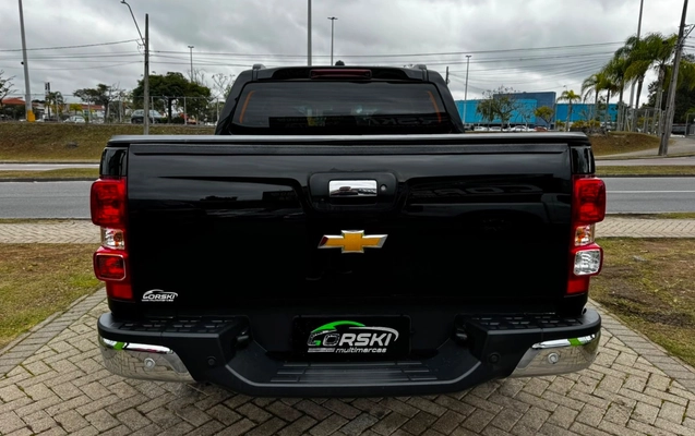 imagem-https://www.socarrao.com.br/sc-vehicle-images-prod/2561258/1783717789251-MzYxNzg4NzYtYzA3Yy00MmRjLTgyNTgtMTUxZDNjOWQ2MDQ3LmpwZWc.jpeg