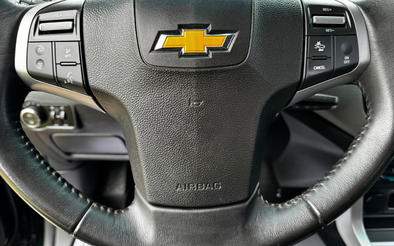 imagem-https://www.socarrao.com.br/sc-vehicle-images-prod/2561258/1783717789813-MGJlYjliOGUtNjQ2OC00NjFjLWI0ZjUtMWFmNmMxNTMyMDRjLmpwZWc.jpeg